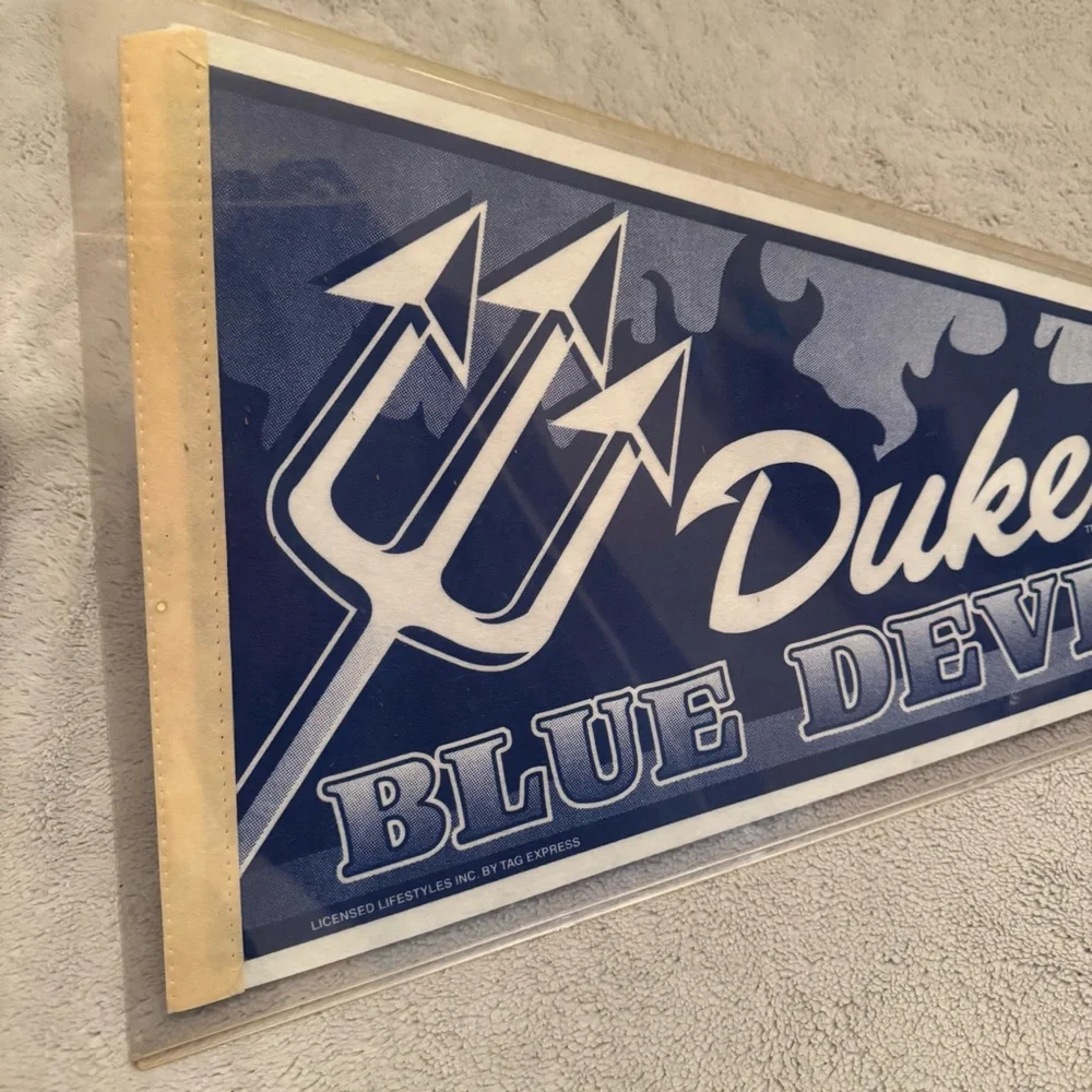 Vintage‎ Duke Blue Devils Felt Pennant NCAA College Basketball Wall Decor